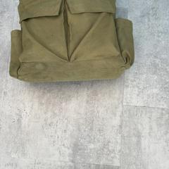 Torba szkolna, zgłoszono przez Arriva Achterhoek-Rivierenland przy użyciu iLost