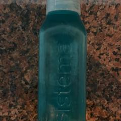 Bouteille d'eau Groen, a été signalé par Pathé Nijmegen utilisant iLost
