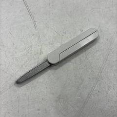 Les ciseaux, a été signalé par IKEA新宿 utilisant iLost