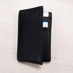 Wallet Zwart, as reported by Qbuzz Fryslân using iLost