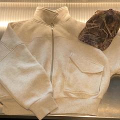 Jacket & Hat, as reported by MEININGER Hotel Leipzig Hauptbahnhof using iLost