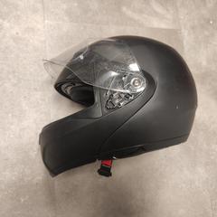 Scooter helm ECE-R 22.05, gerapporteerd met iLost