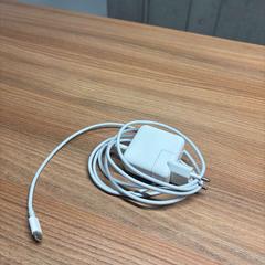 Adapter, rapporterat av Vrije Universiteit Brussel (VUB) med iLost