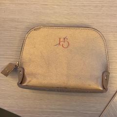 Porte-monnaie، كما تم الإبلاغ عنه بواسطة ilévia عبر iLost