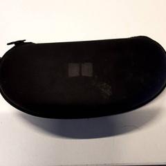 Estuche para lentes, segundo informou Qbuzz ZHN usando iLost