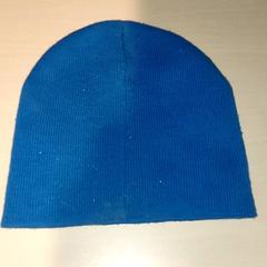 衣類 - Muts がiLostで Centraal magazijn によって報告されました