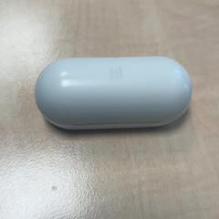 Earbud holder, as reported by Arriva Achterhoek-Rivierenland using iLost