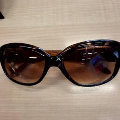 Lunette de soleil écaille marron, gemeldet von IKEA Marseille La Valentine über iLost