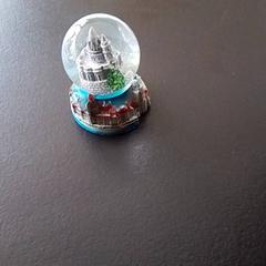 Schuddenbol, a été signalé par Apenheul utilisant iLost