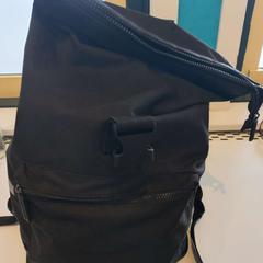 バックパック がiLostで Arriva Limburg Zuid によって報告されました