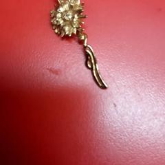 Colar, como reportado por UvA REC utilizando o iLost