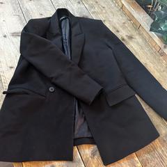 Zara blazer, segons ha informat Panama Amsterdam mitjançant iLost