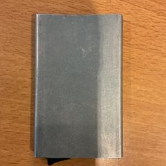 Titular de la passió Op naam van Weinchard, segons ha informat Gemeente Amsterdam mitjançant iLost