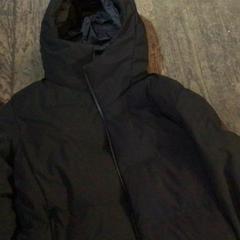 재킷 Zwart, iLost를 사용하여 De Heeren van Aemstel에 보고됨