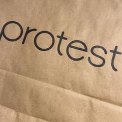 Protest, zoals gemeld door Designer Outlet Roermond met iLost