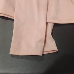 Sudadera rosa de niña, ha sido reportado por RÍO Shopping - Valladolid con iLost