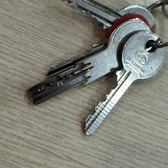 鍵 がiLostで ilévia によって報告されました