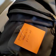 가방 Locker 30, iLost를 사용하여 Bibliotheek Neude (Utrecht)에 보고됨