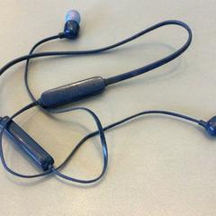 Écouteurs Blue, a été signalé par MEININGER Hotel Amsterdam Amstel utilisant iLost