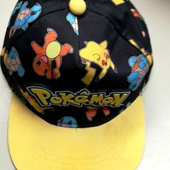 Cappellino da baseball Pokémon, come riportato da Burgers' Zoo utilizzando iLost