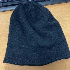 ビーニー zwart がiLostで VITAZ campus Sint-Niklaas によって報告されました