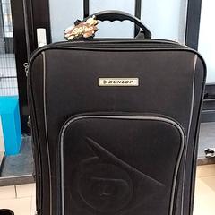 슈트케이스 Zwart, iLost를 사용하여 Arriva Limburg Zuid에 보고됨