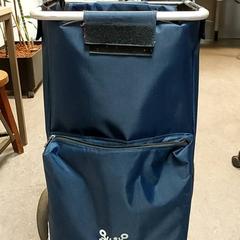 Boodschappentrolley Blauw, como reportado por Centraal magazijn utilizando o iLost