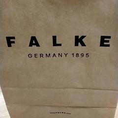 Bag Falke, som rapportert av Designer Outlet Roosendaal ved bruk av iLost