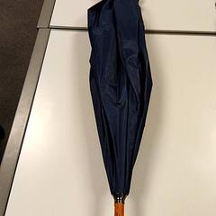 Esernyő, amint azt Vrije Universiteit Amsterdam az iLost segítségével jelentette.