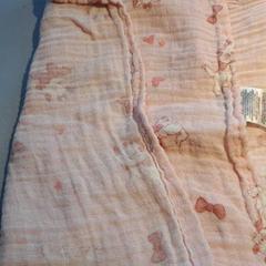 Hydrophilic cloth, as reported by Madurodam using iLost