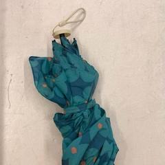 Art, gisa salatu by IKEA新宿 iLost erabiliz