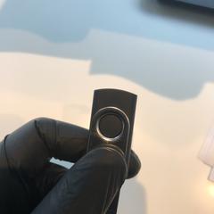 USB stick., a été signalé par Van Gogh Museum utilisant iLost