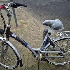 Emakumeen bizikleta, gisa salatu by Gemeente Roermond iLost erabiliz