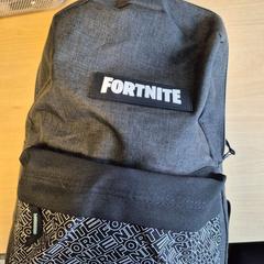 Ryggsekk Fornite, som rapportert av Connexxion Zeeland ved bruk av iLost