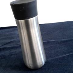 Thermos cup, amint azt Connexxion Haarlem AML az iLost segítségével jelentette.