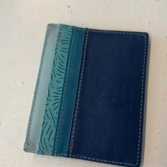 Brieftasche Kvatchadze, gemeldet von GVB über iLost