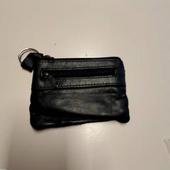 Zorroa & Txartelaren titularra Bottse, gisa salatu by Connexxion Haarlem IJmond iLost erabiliz