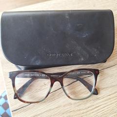 Giorgio armani bril, segundo informou a iLost