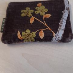 Oordopjes in etui, gisa salatu by Connexxion Haarlem IJmond iLost erabiliz