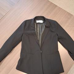 Chaqueta Zwart, segundo informou Stad Peer usando iLost