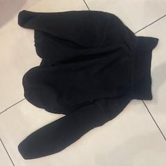 Kurtka, zgłoszono przez Johan Cruijff ArenA przy użyciu iLost