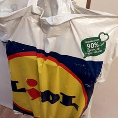 Tasje, gisa salatu by Qbuzz ZHN iLost erabiliz