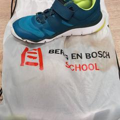 Rugzakje met gymkleding met gymkleidng, segons ha informat Pouw Vervoer mitjançant iLost