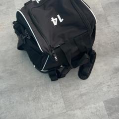 Saco de fim-de-semana, como reportado por Arriva Achterhoek-Rivierenland utilizando o iLost