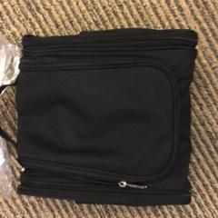 Toaletní taška, jak nahlášeno Canisius-Wilhelmina Ziekenhuis pomocí iLost