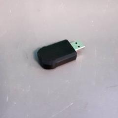 Usb klíčenka, jak nahlášeno Diergaarde Blijdorp pomocí iLost