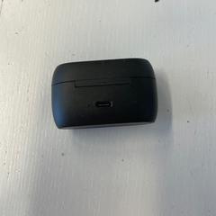 Draadloze oortjes, ako bolo nahlásené DGTL Amsterdam pomocou iLost