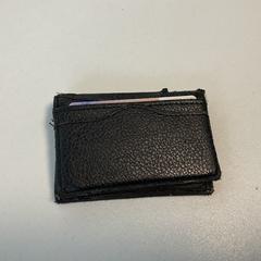 Titolare della carta, come riportato da Breng Arnhem utilizzando iLost