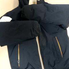 Kleding, segundo informou Centraal magazijn usando iLost