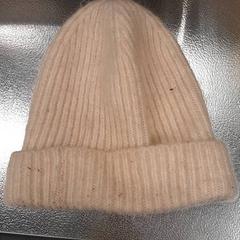 Kapelusz, zgłoszono przez IKEA Furuset przy użyciu iLost